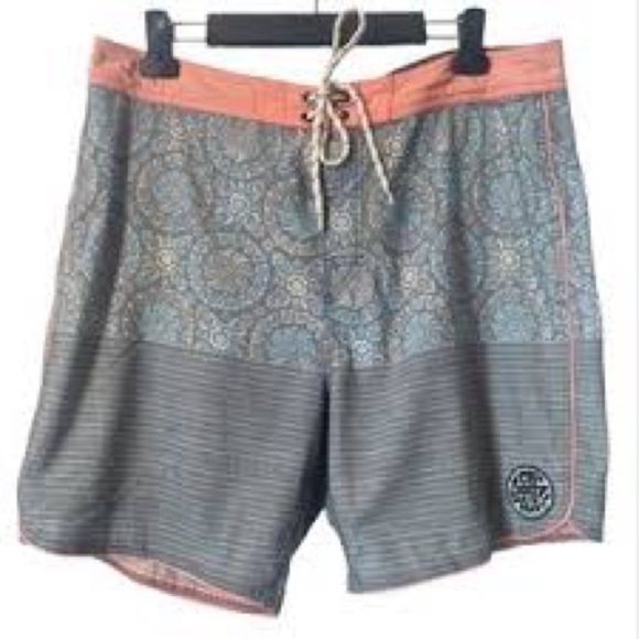 Rip Curl Board Shorts Size 34 NWT - Picture 2 of 8